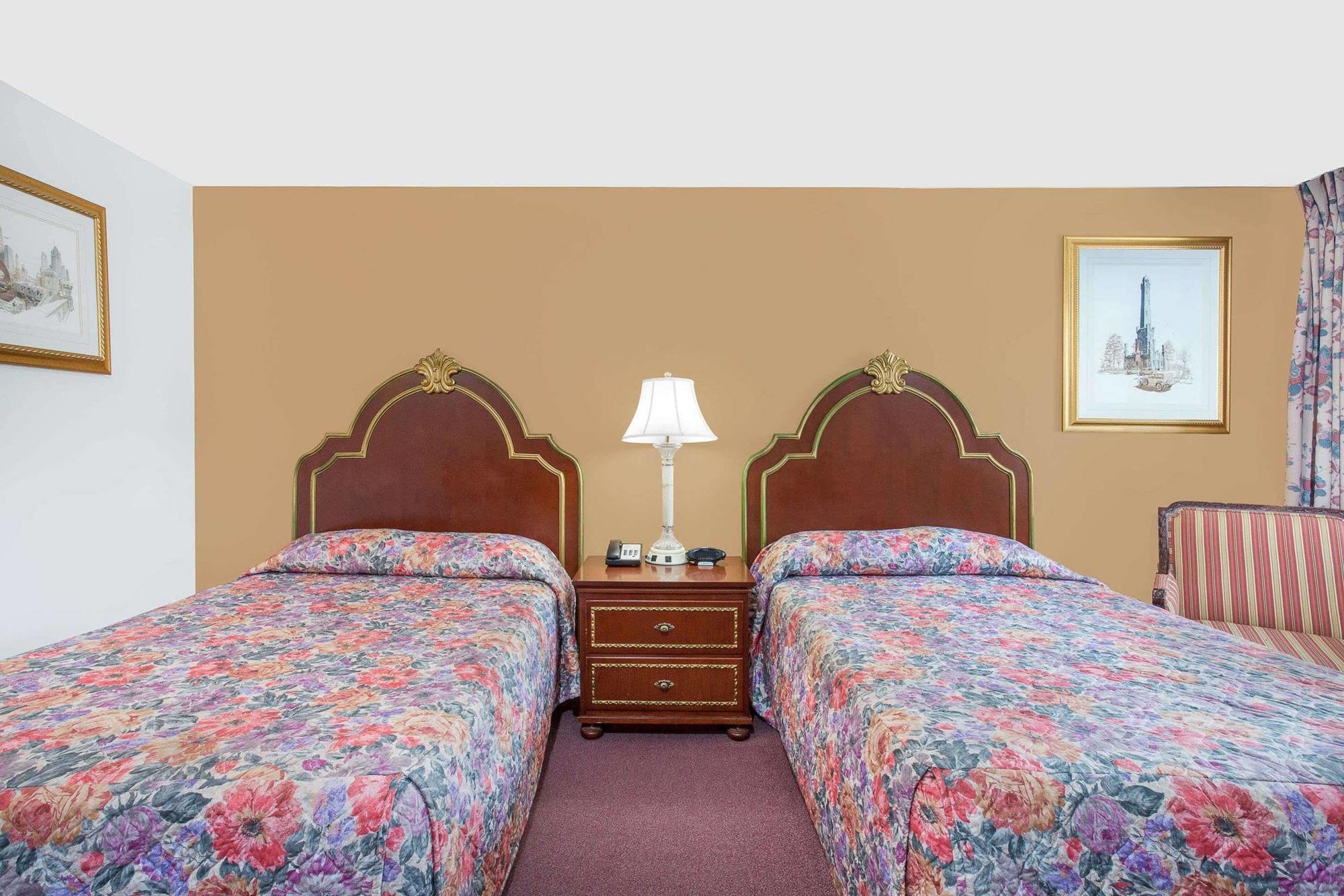 Knights Inn Emporia Ngoại thất bức ảnh